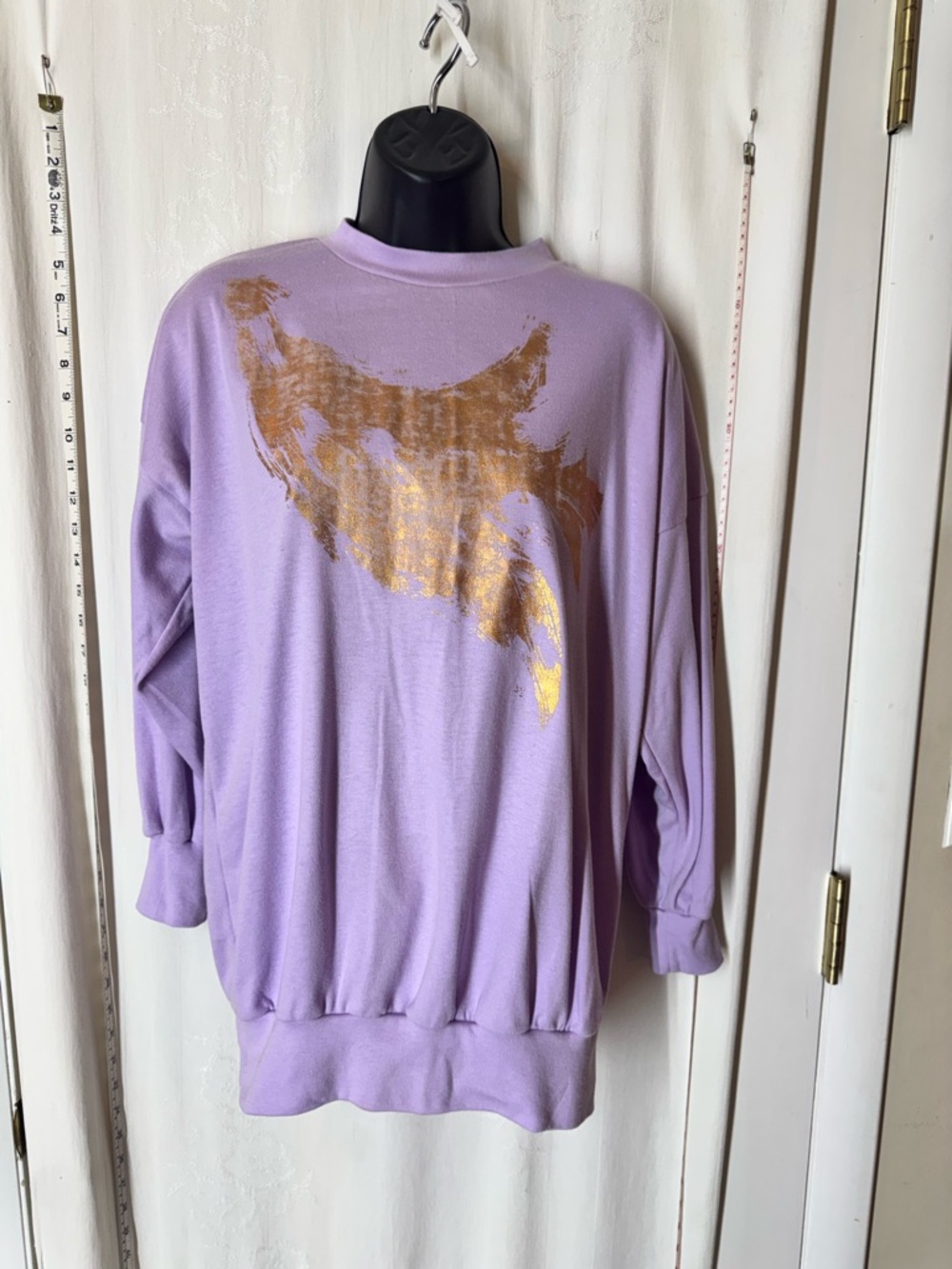 Vintage Lavender Graphic Pullover